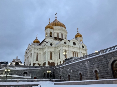 Столовая при главном храме Москвы: стоит ли туда заходить туристам? Показываю цены и порции, выводы неоднозначные.