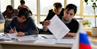 В России частные организации будут отстранены от тестирования мигрантов по русскому языку